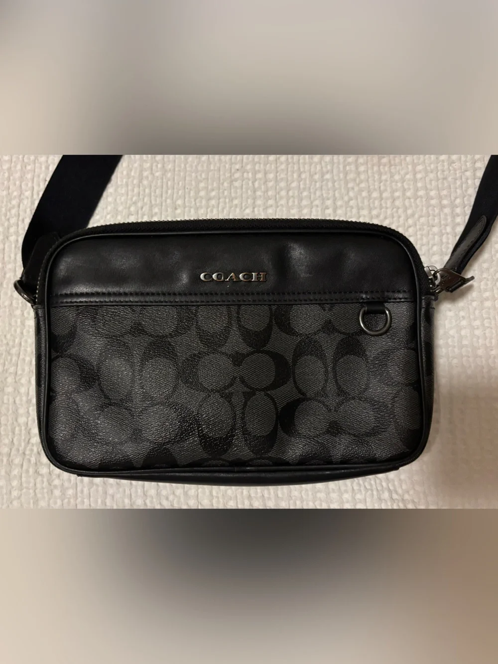 Coach Graham Signature Canvas Crossbody